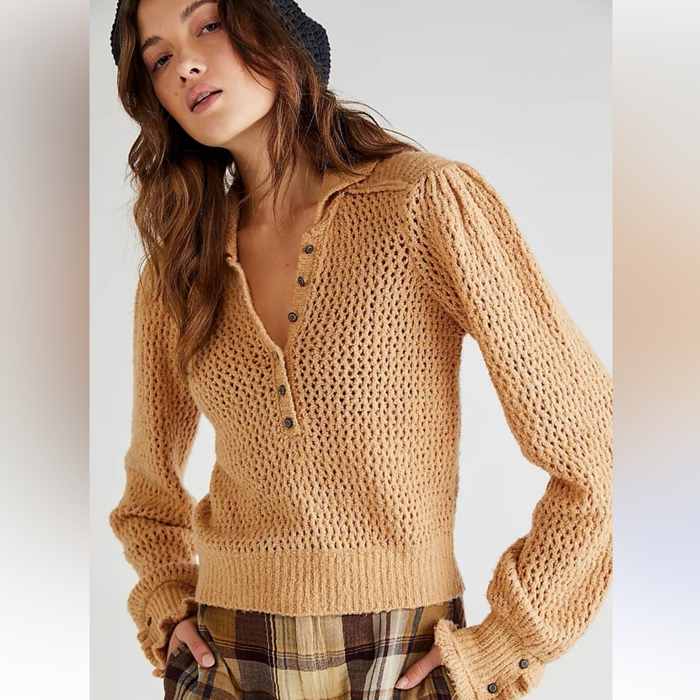 We The Free Camel V-Neck Sweater. Size M